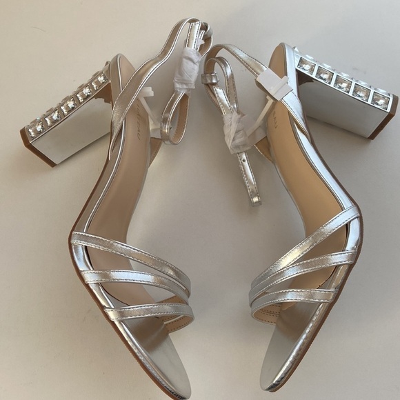 𝅺LE Château I Strappy High Heel Sandals - Picture 5 of 7